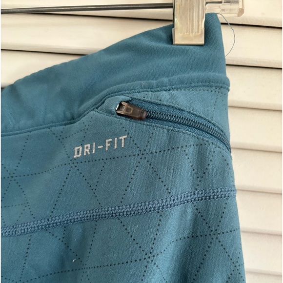 Nike Relay Crop Women’s Running Tights Size Medium - Picture 4 of 6